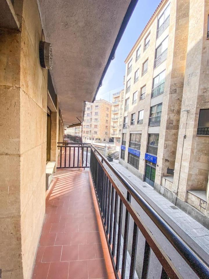 Residencial Leyra, Piso Centrico De 6 Habitaciones, 8 Camas サラマンカ エクステリア 写真